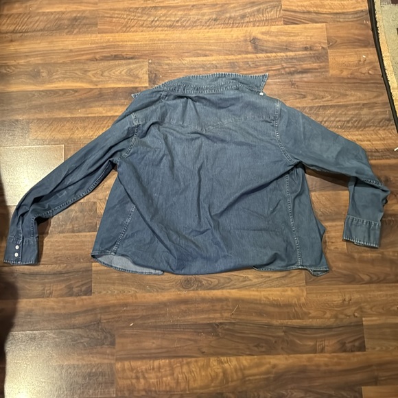 Levi's Men's Standard Fit Denim Trucker Jacket - Picture 2 of 3